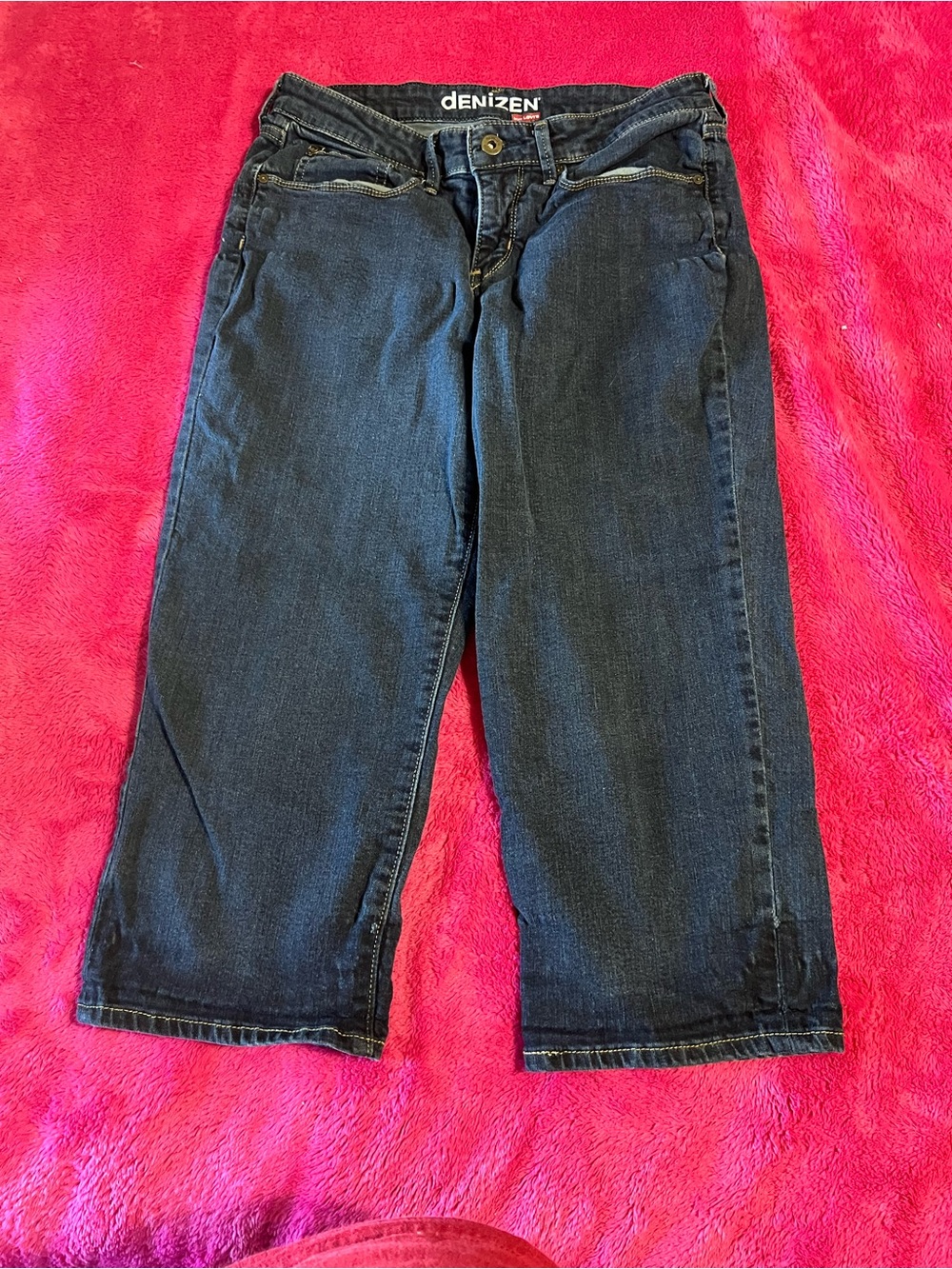 Levi's Dark Blue Cropped Women's Jeans